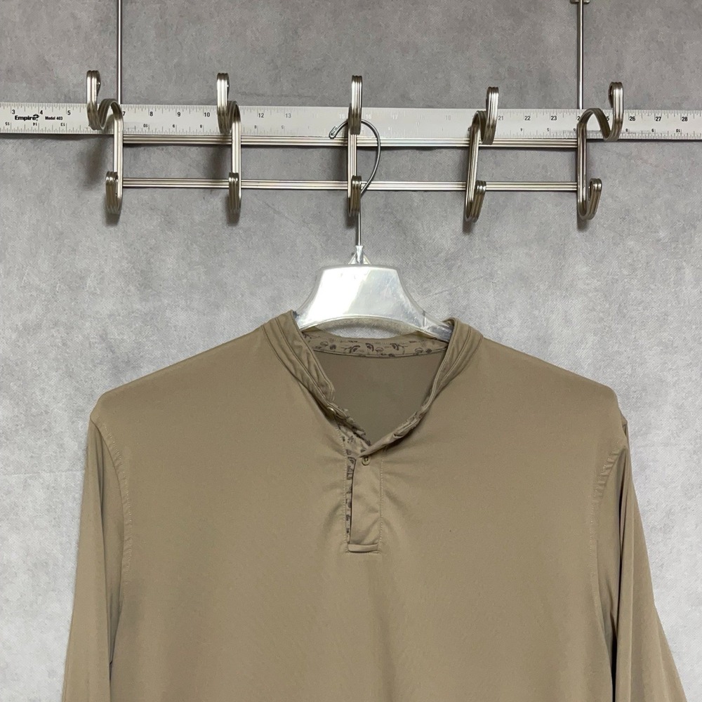 Mantra Polo Shirt Men XL Beige Catalyst Performance Band Collar Henley Golf L/S